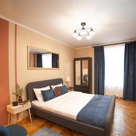 Romantic Suite, 3Mins To Rynok Square Lviv Eksteriør bilde