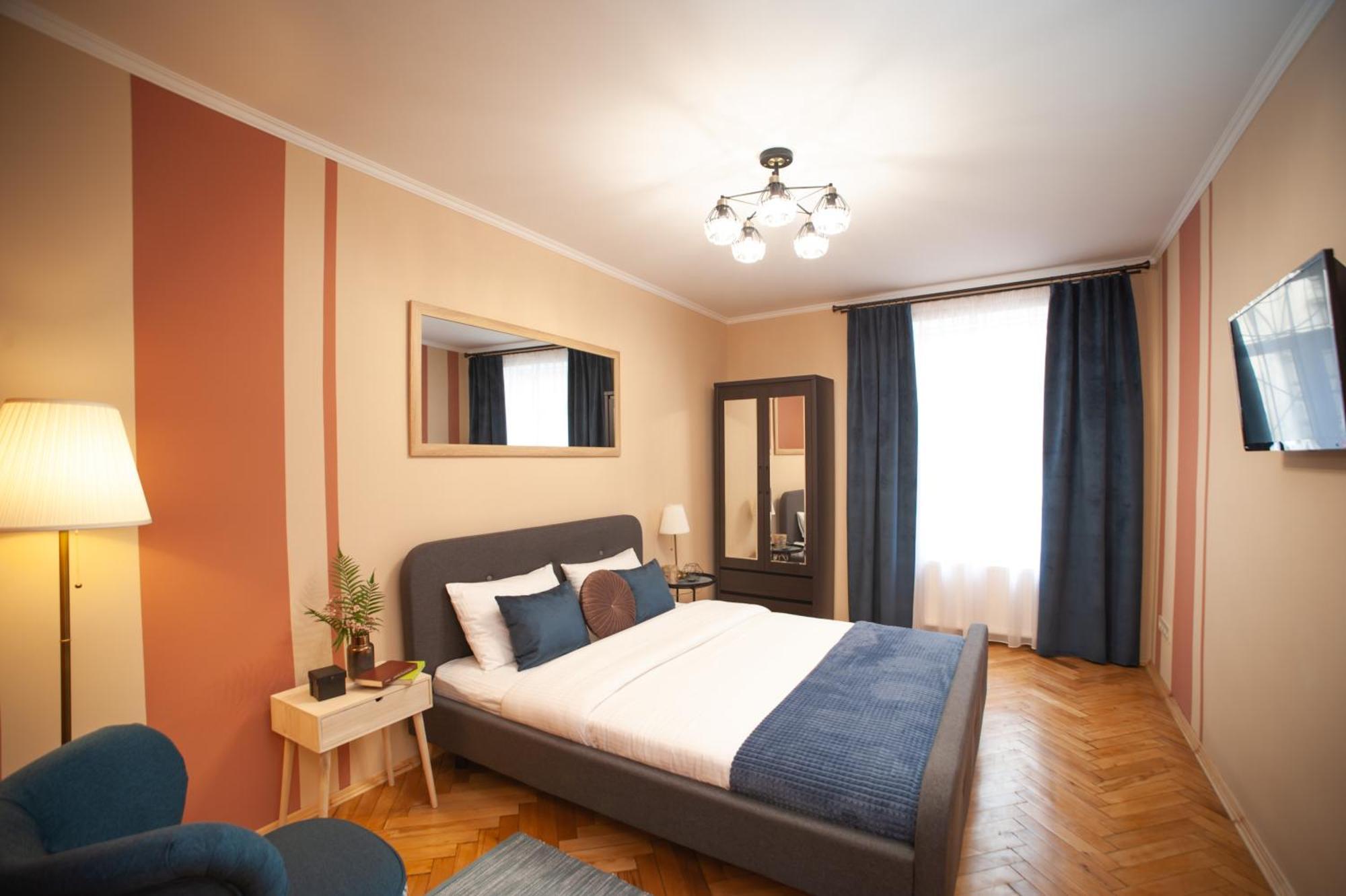Romantic Suite, 3Mins To Rynok Square Lviv Eksteriør bilde